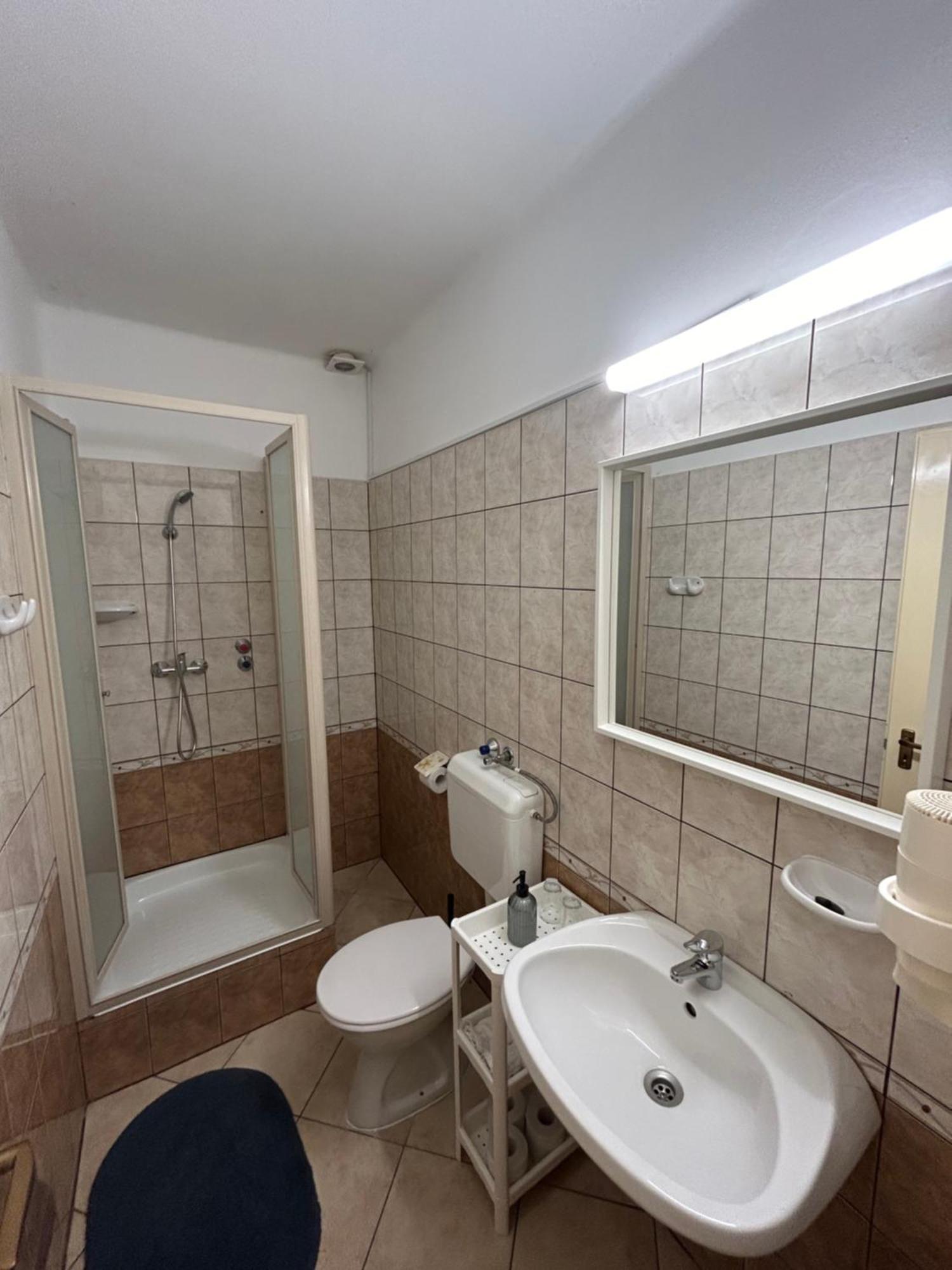 Toth Vendeghaz Hotel Bük Екстериор снимка