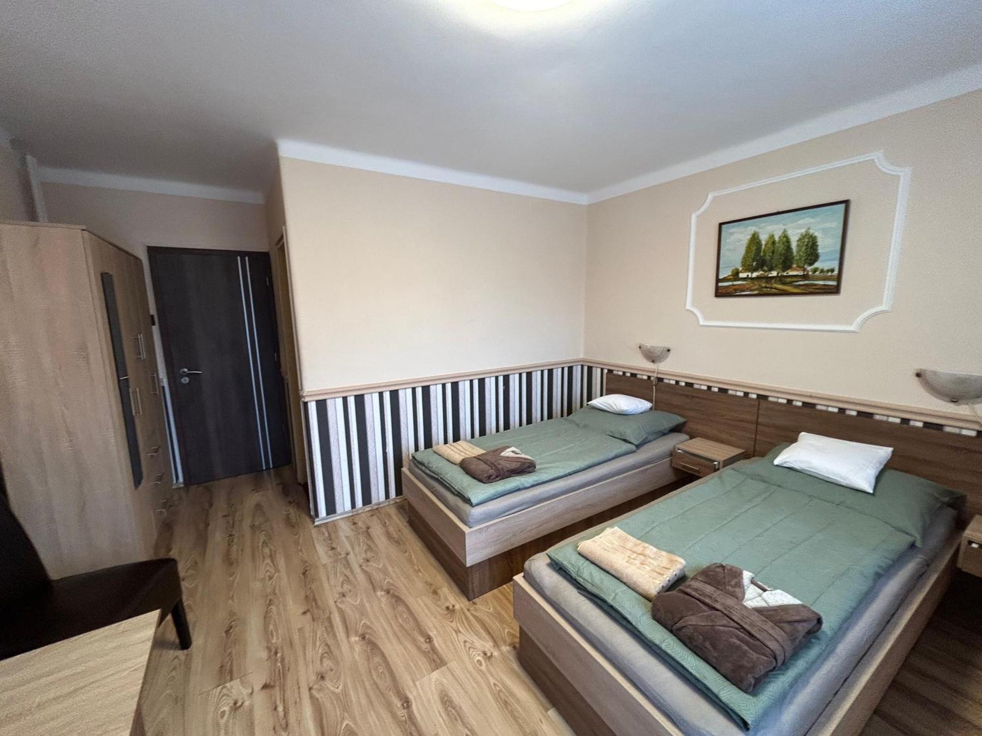 Toth Vendeghaz Hotel Bük Екстериор снимка