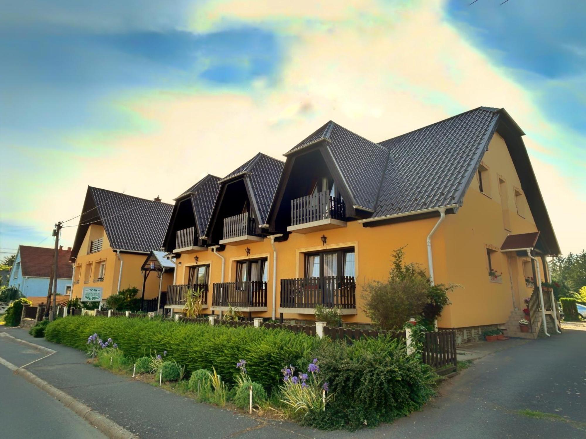Toth Vendeghaz Hotel Bük Екстериор снимка